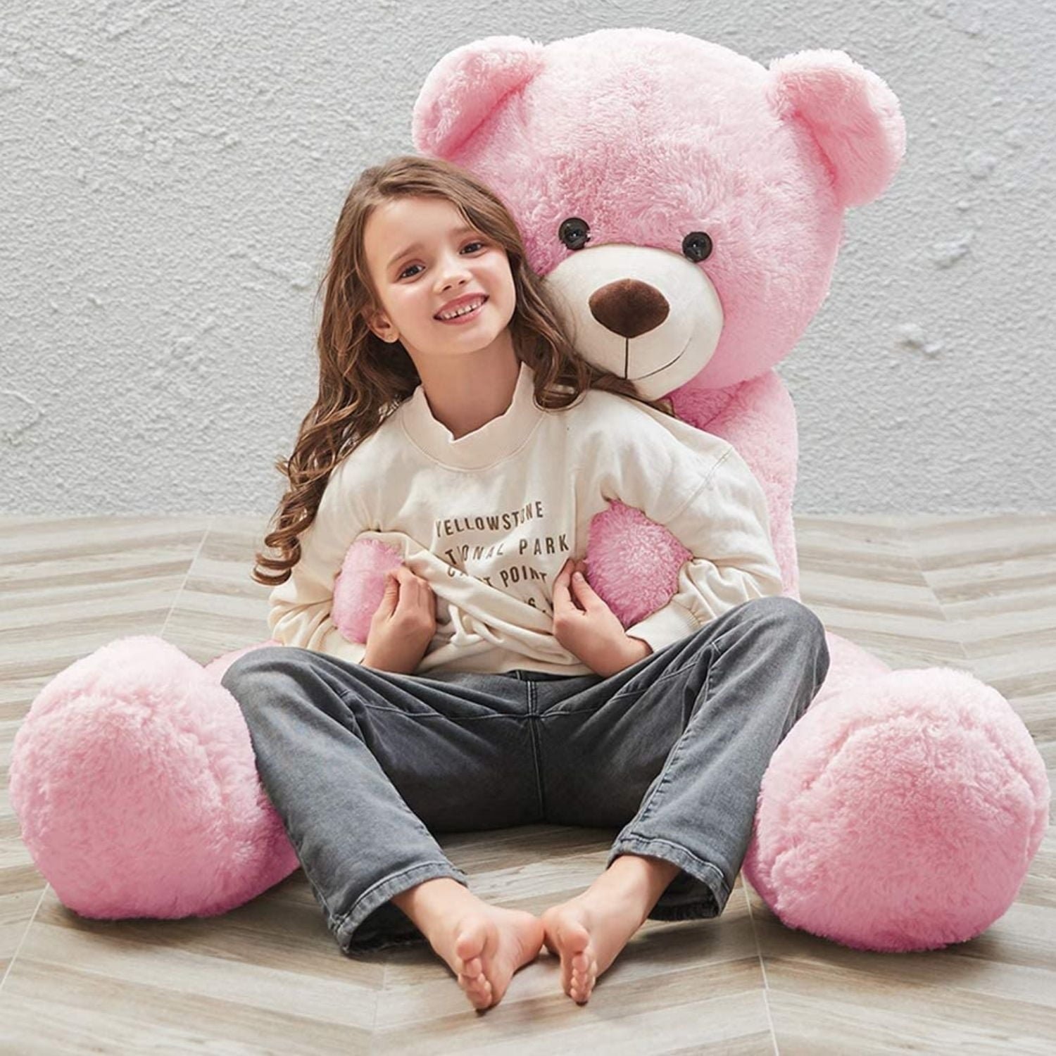 MaoGoLan Giant Teddy Bear 47" Giant Bear Stuffed Animals Plush Toy